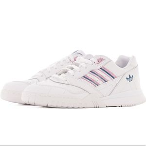 Adidas A.R. Trainer W